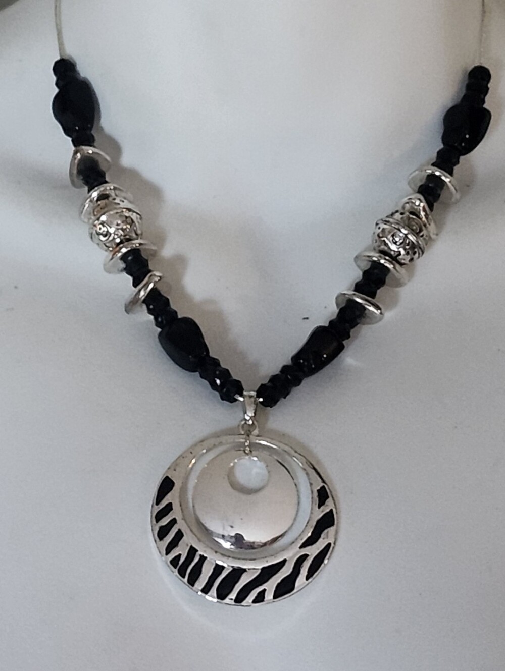 Stylish Silver and Black Pendant Black Beaded Necklace